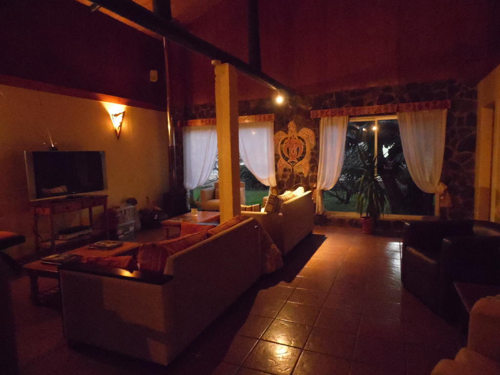 Hotel Manutara Hanga Roa Exterior foto